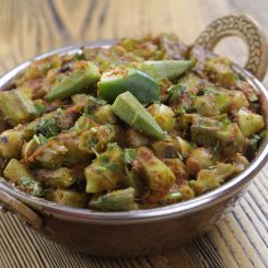 Featured image for “Бинди Масала”