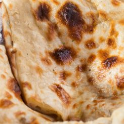 Featured image for “Наан със Зеленчуци”