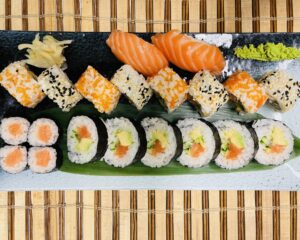 Featured image for “Сьомга сет 20 бр”