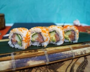 Featured image for “Калифорния пушена сьомга 4 бр”