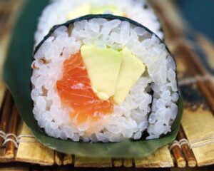 Featured image for “Футомаки сьомга 6 бр”