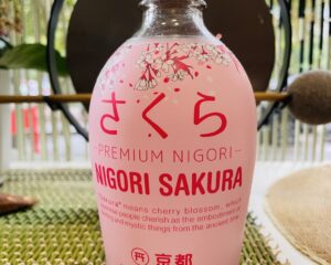 Featured image for “Саке крем Сакура 10% алк 300 мл”